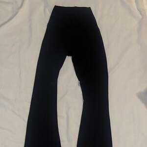 Aerie Real Me High Waisted Flare Leg Crossover Leggings-Small